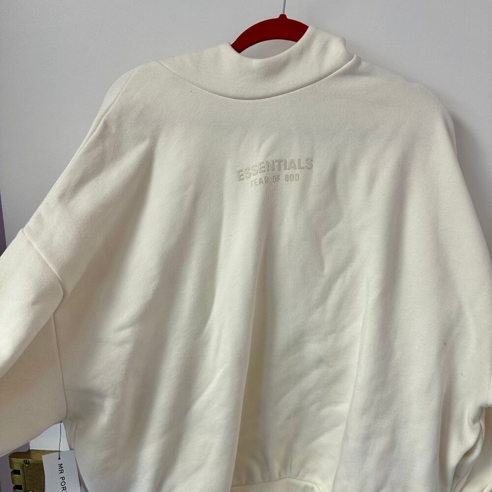NEW WITH TAGS Essentials Fear of God Hoodie